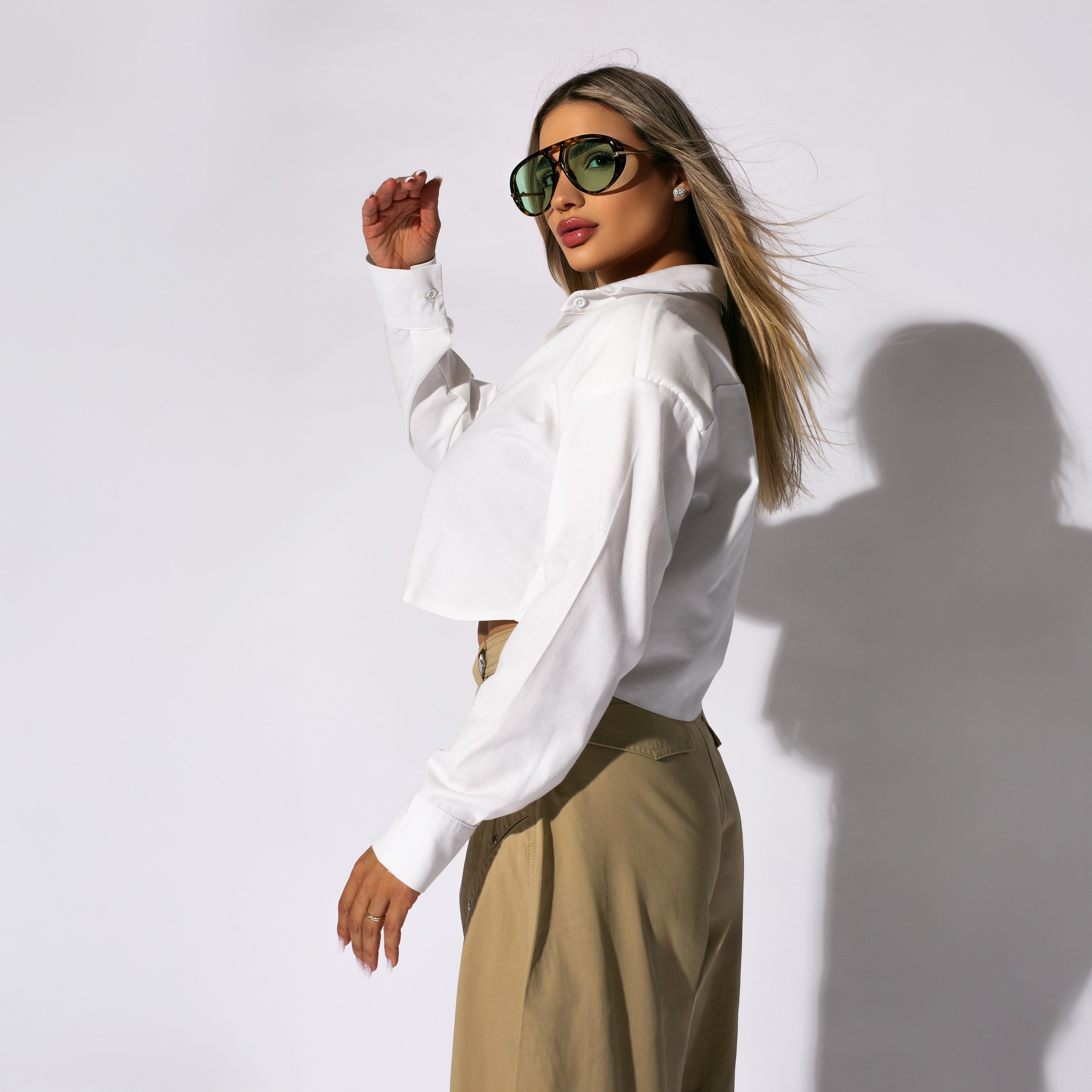 CĂMAȘA OVERSIZED CROP