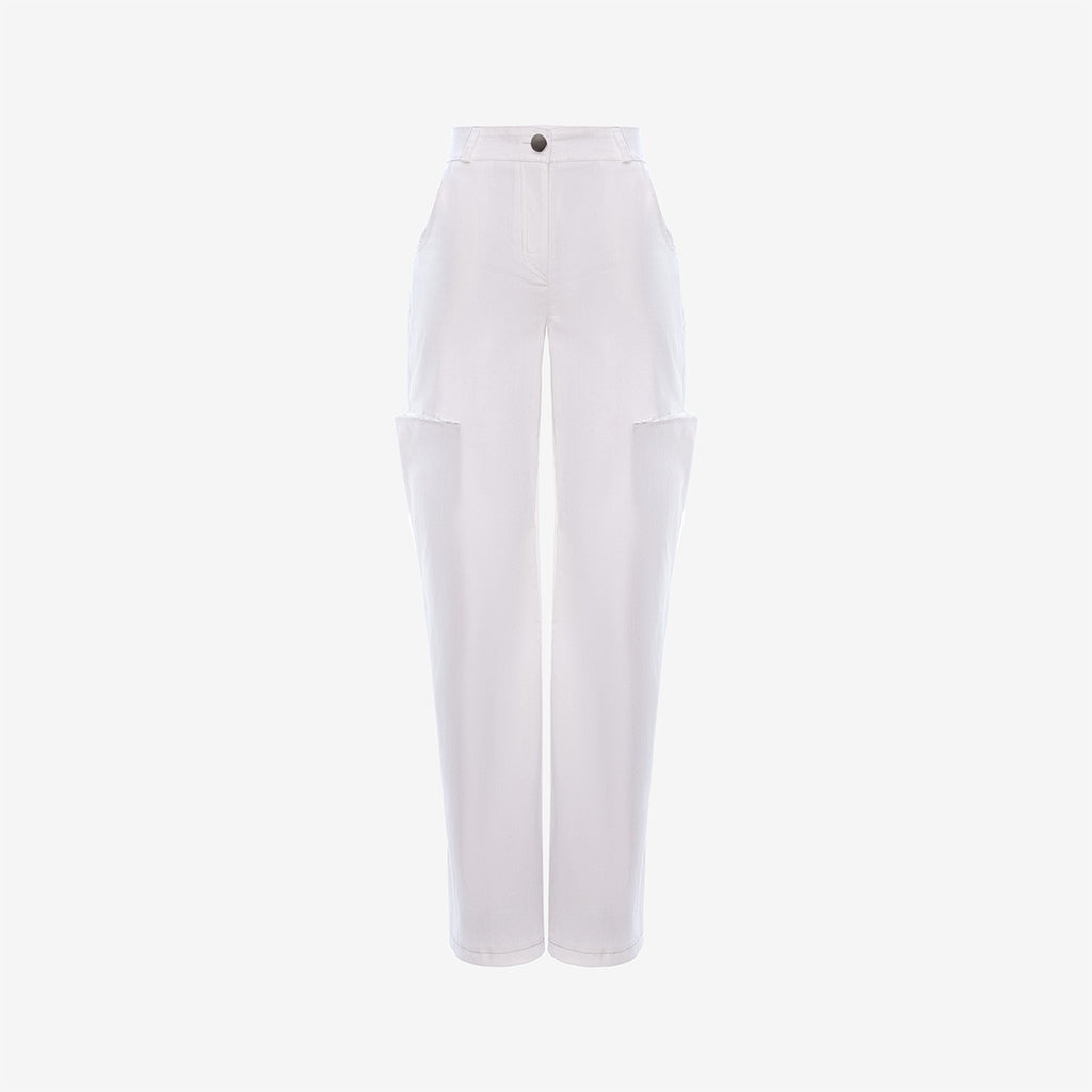 WHITE JEANS–CUT OUT