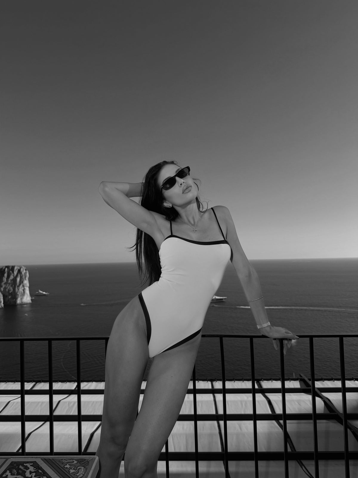 ONE SCULPT SWIMSUIT