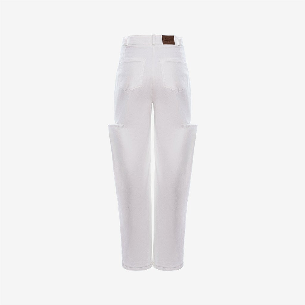 WHITE JEANS–CUT OUT