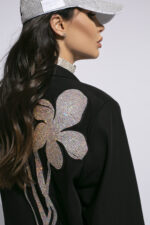 Sacou cu floare pe spate - imagine 3