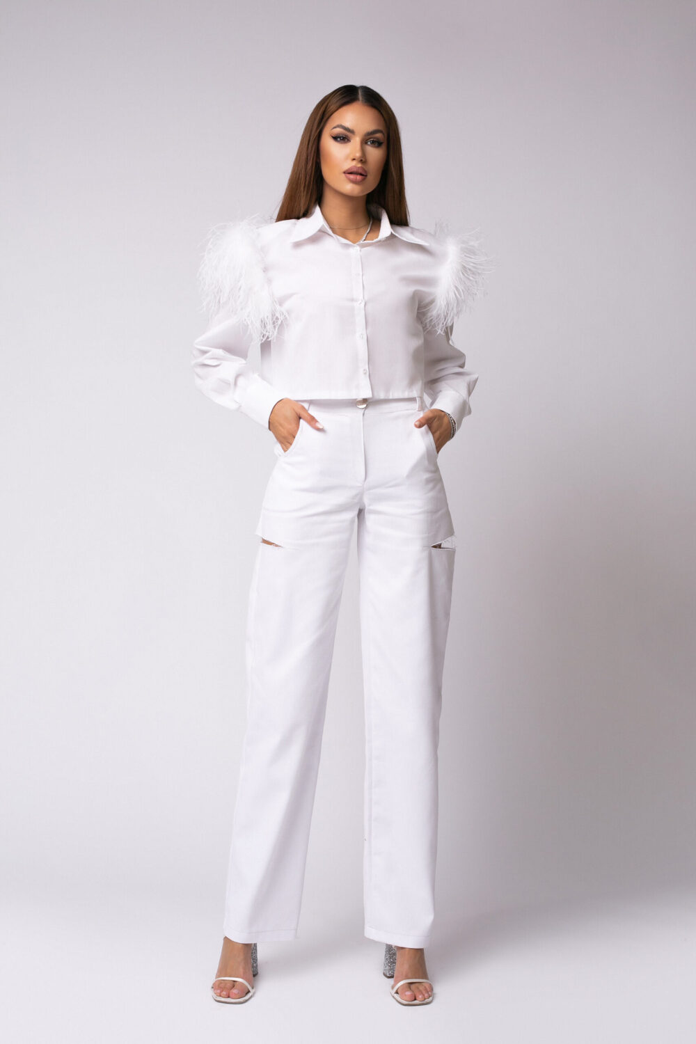 WHITE JEANS–CUT OUT - imagine 3